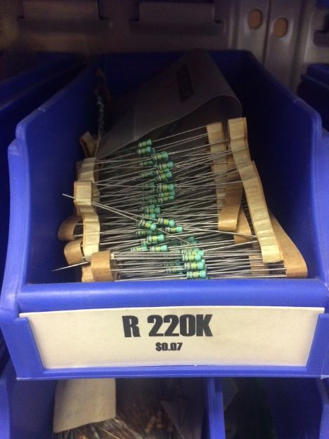Picture of 220K ¼ Watt Resistor